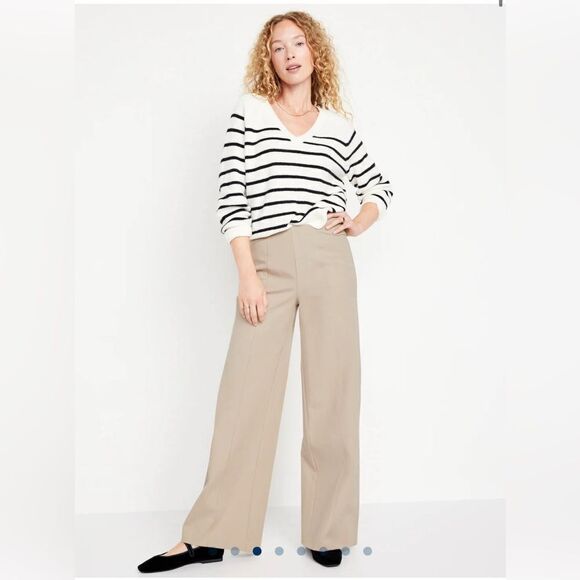 Old Navy High-Waisted Pull-On Pixie Wide-Leg Pants - Picture 3 of 14